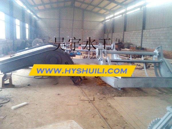 循環(huán)式齒耙清污機(jī)